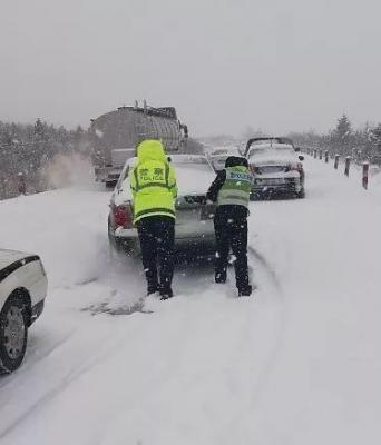 张家口“雪警”来了