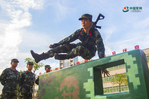 超燃！强军网络宣传片《中国武警永远和您在