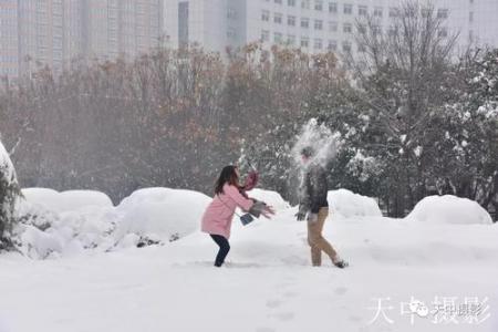 昨天一场雪后驻马店就美成了仙界...今天还有