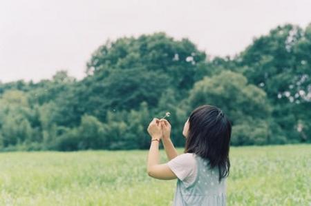 波澜不惊什么意思？女人要学会波澜不惊 互联百科